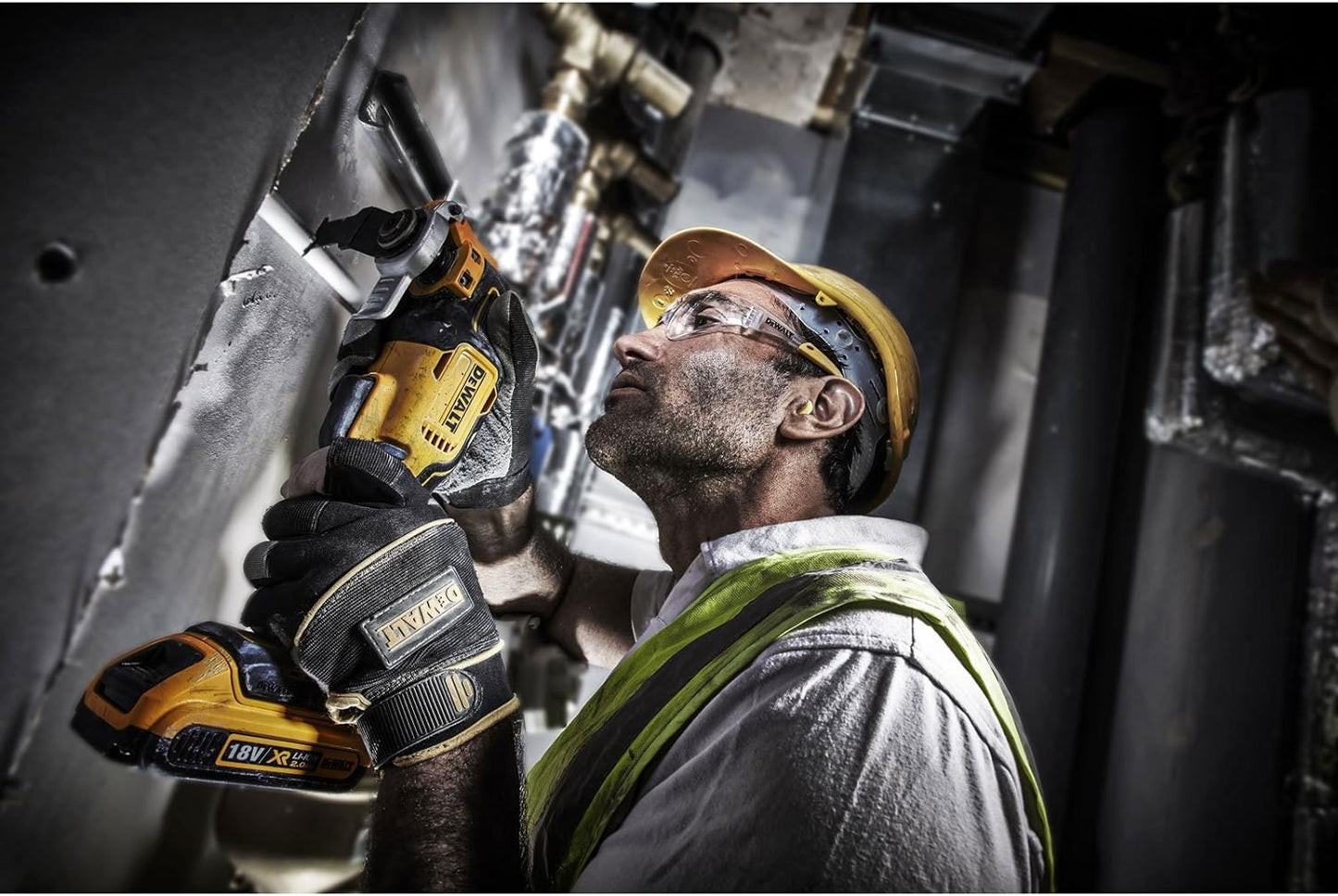 DCS355N-XJ Oscillating Multi-Tool 18V Li-Ion Cordless Brushless Battery Powered